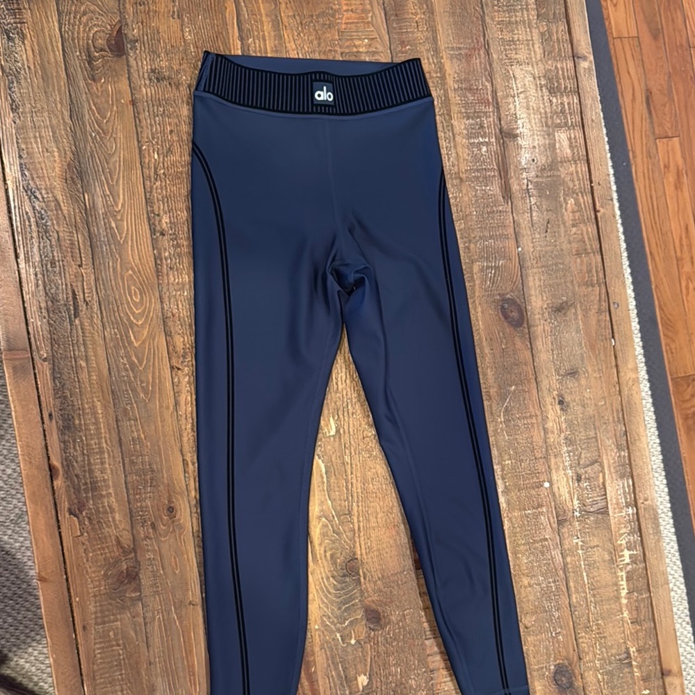 ALO Yoga Navy Leggings